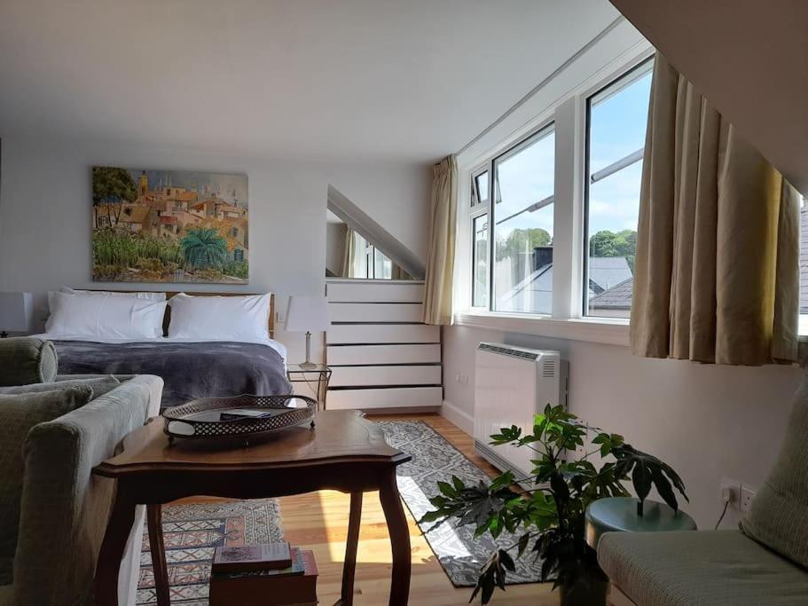 Paris Rooftop Studio At The Residence, Bantry Zewnętrze zdjęcie